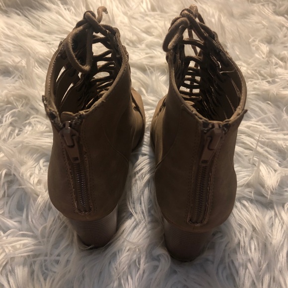 RAMPAGE Booties - Picture 4 of 5